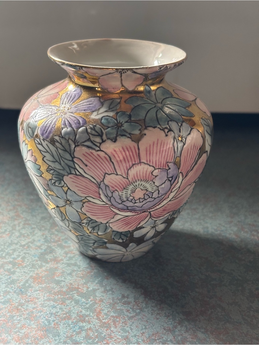 Vintage Toyo Chinese Porcelain Floral Vase – Gold Gilt Pink Blue Flowers – 4”